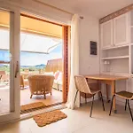 Guesthost - Bouganville Seaside Charm Flat W Veranda