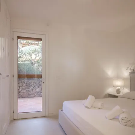 Guesthost - Bouganville Seaside Charm Flat W Veranda