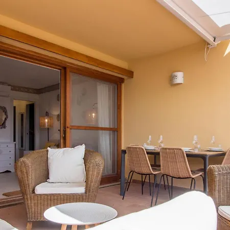 Guesthost - Bouganville Seaside Charm Flat W Veranda * Portisco