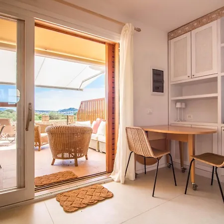 Bouganville Seaside Charm Flat W/ Veranda