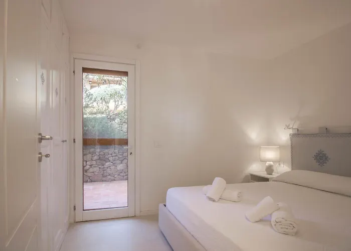 Guesthost - Bouganville Seaside Charm Flat W Veranda